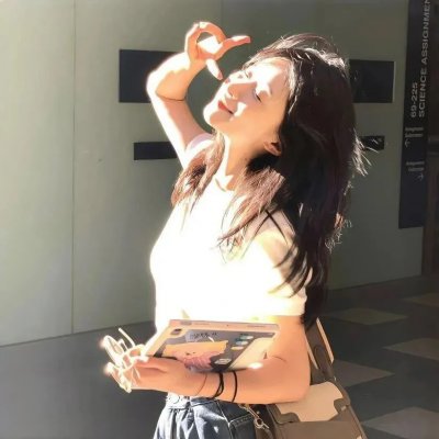 赤裸的美奈子
